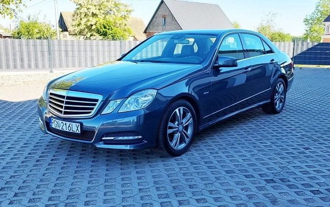 wielkopolskie Mercedes-Benz Klasa E cena 49950 przebieg: 195000, rok produkcji 2011 z Brok
